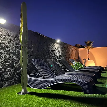 Villa Casa Panadero's, 3 Bed With Heated Pool Playa Blanca