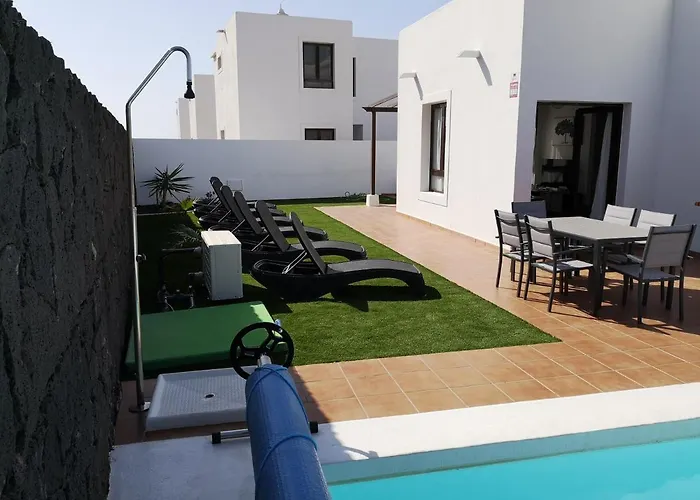Casa Panadero's, 3 Bed With Heated Pool * Playa Blanca (Lanzarote)