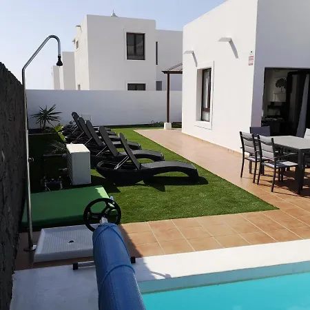 Casa Panadero's, 3 Bed With Heated Pool * Playa Blanca (Lanzarote)