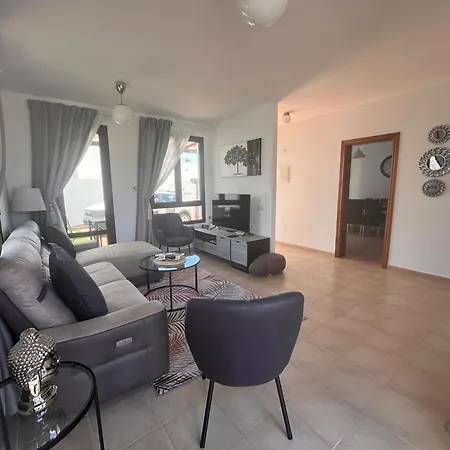 Casa Panadero's, 3 Bed With Heated Pool * Playa Blanca (Lanzarote)